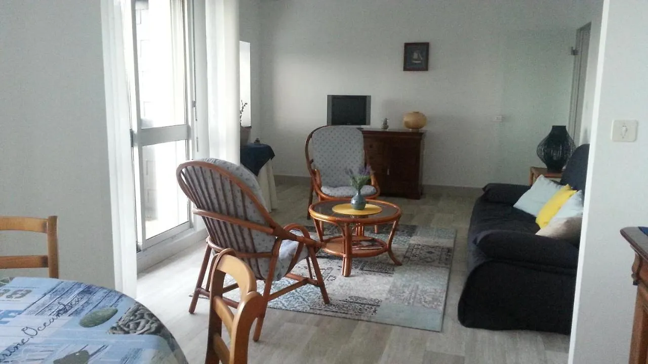 Appartement Les Trinitaires à Sarzeau 0*,  France